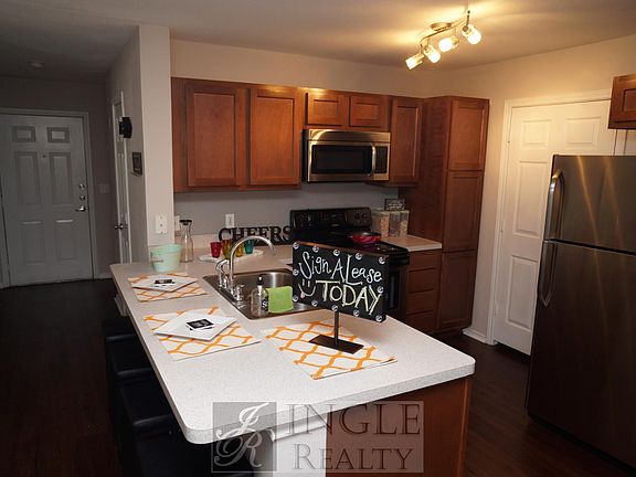 4th image of 1611 Aquarena Springs Dr