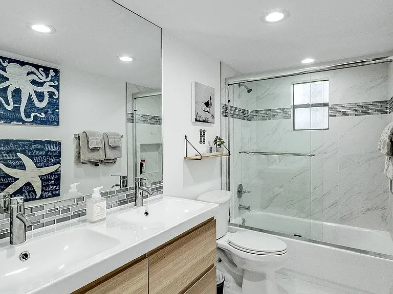 938 Pembroke Ave NE — Photo 61