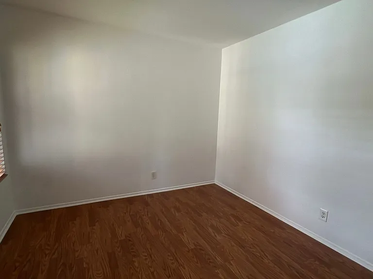 2121 Beechwood St — Photo 16