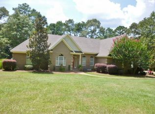 1069 Rollingwood North Dr, Summit, MS 39666