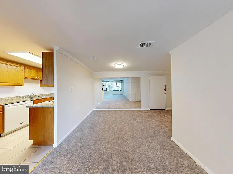 4600 Duke St #701 — Photo 18