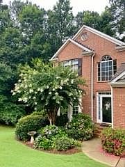 1st image of 351 Ivy Manor Dr NW
