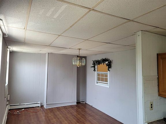 3rd image of 204 New York Ave APT 4