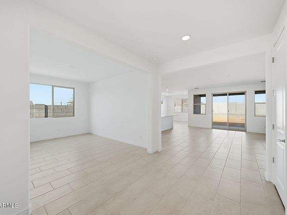 3rd image of 14798 W HONEYSUCKLE Drive