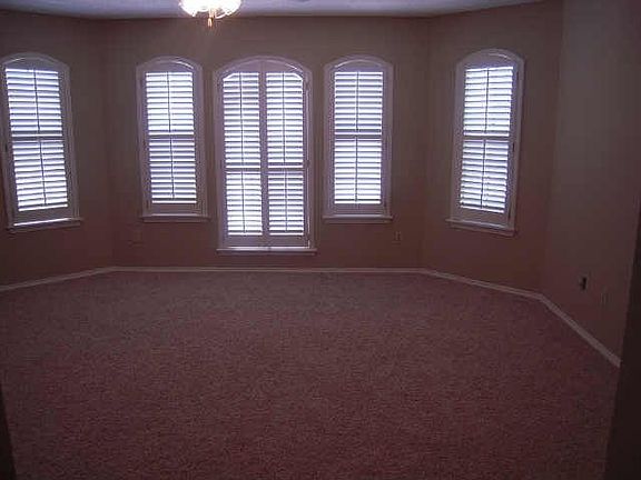 5th image of 5116 Wyndham Ct