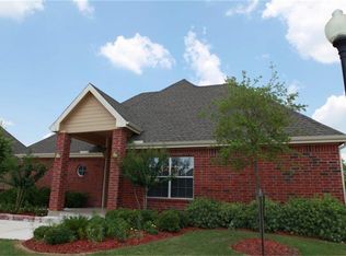 1907 Lova Dr, Victoria, TX 77901