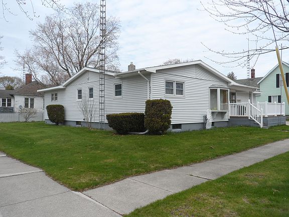 2nd image of 502 N Robert St