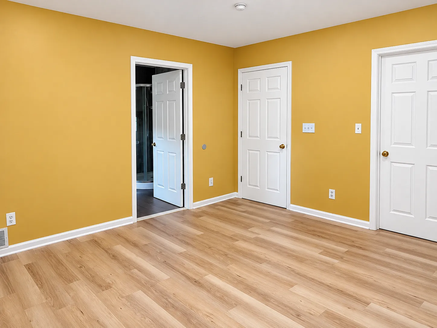 3 bed, 2.5 bath, 1950 sqft, $3,225 — Photo 2
