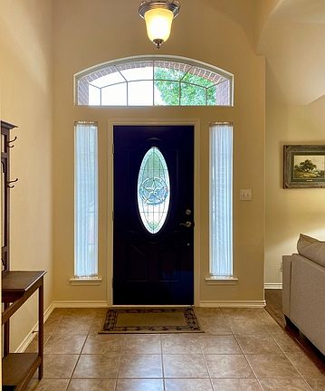 4th image of 1776 Oakmont Cir