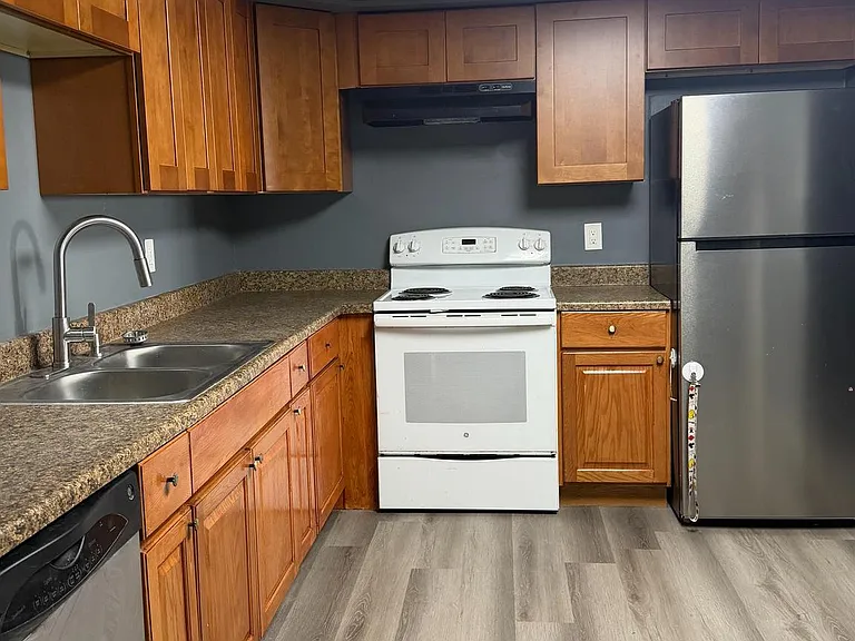 2703 Mimosa Ct — Photo 8