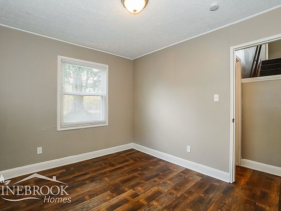 5th image of 5057 Dimson Dr N