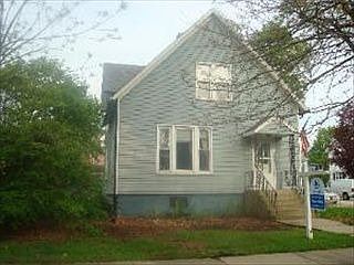 5th image of 514 N Evergreen Ave