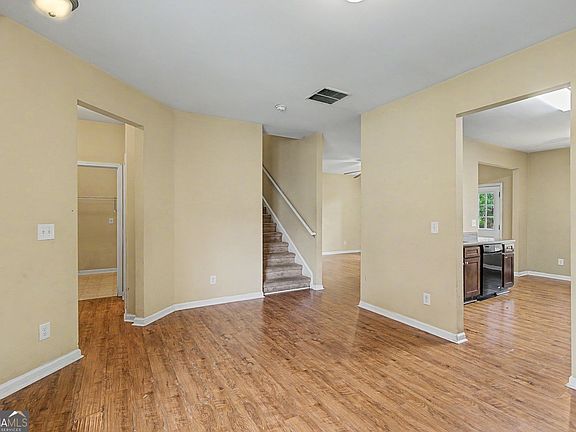 4th image of 1441 Arbor Place Dr