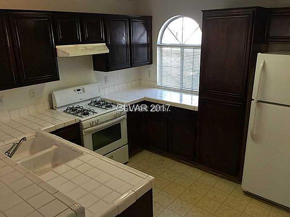 5th image of 3125 N Buffalo Dr Unit 1138
