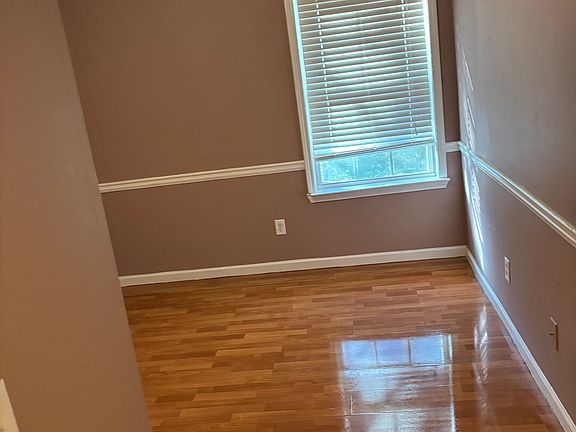 2nd image of 2987 Fields Dr
