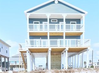 107 W Palm St, Freeport, TX 77541