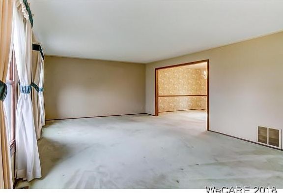 4th image of 3047 Canterbury Dr