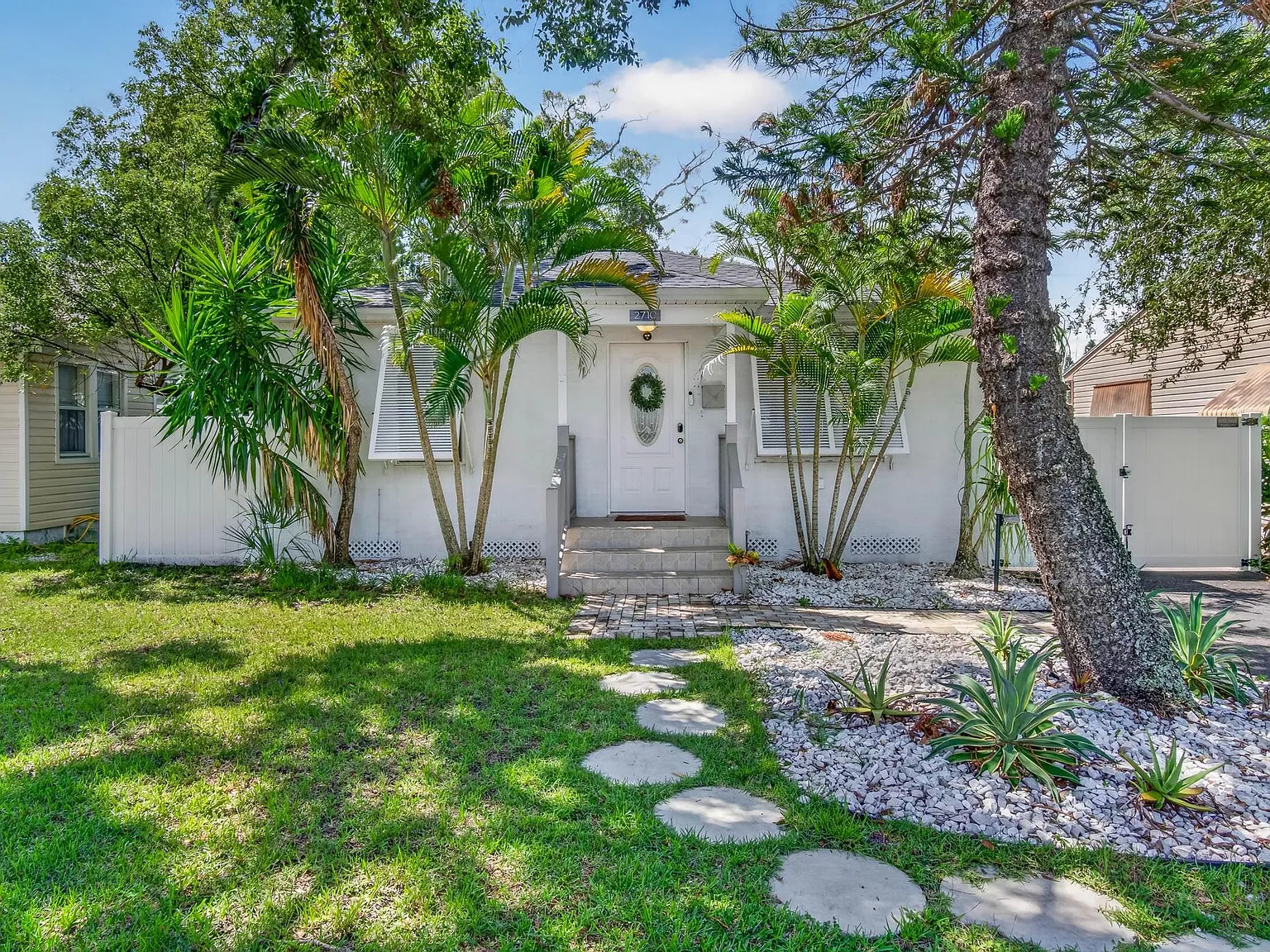 4 bed, 1432 sqft, $3,500 — Photo 4