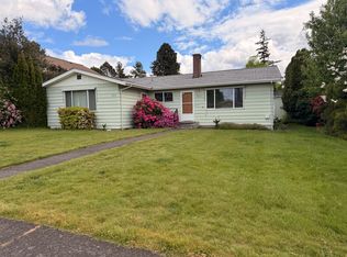 2214 Dean Ave, Bellingham, WA 98225