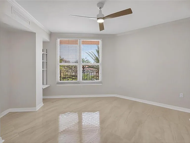 5430 Eagles Point Cir #202 — Photo 19