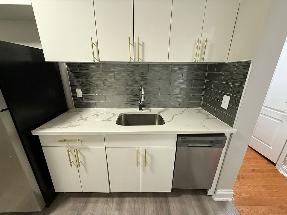 1st image of 5307 Palisade Ave #51E