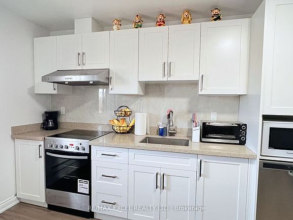 4th image of 348 Main St N #3B