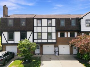 213 Greenwood Dr, Canonsburg, PA 15317