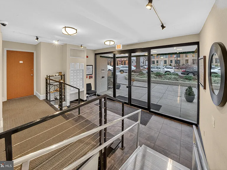 4840 Macarthur Blvd NW #401 — Photo 3