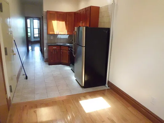 Rented by SBJ Brokerage, LLC | media 20