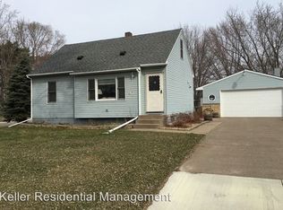 47 Circle Dr, Circle Pines, MN 55014