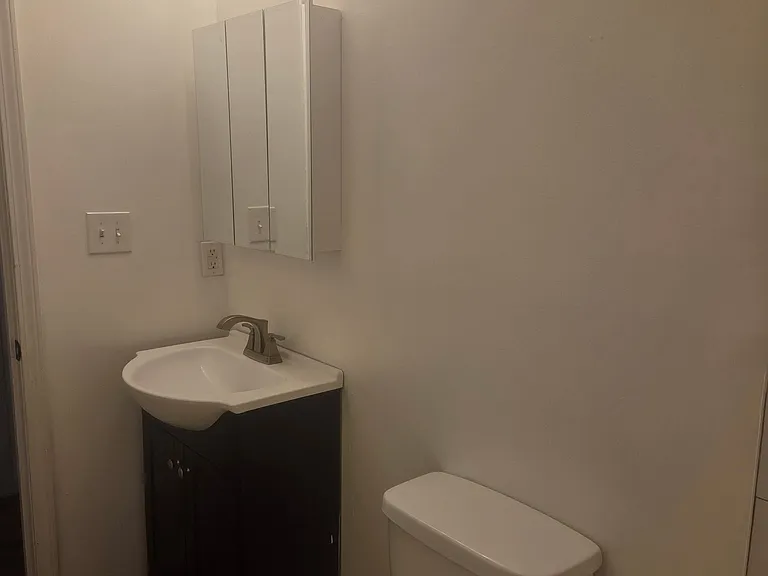 2824 Delrose Dr — Photo 12