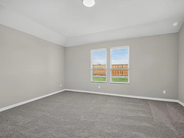 710 Summerberry Dr — Photo 10