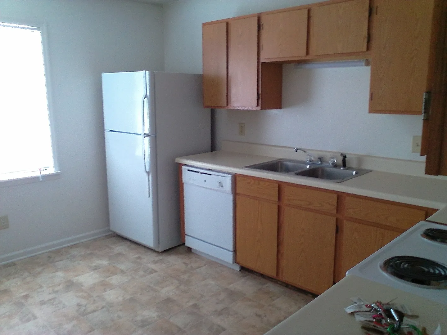 25 Mustang Court Apt D - Upstairs Unit — Photo 3