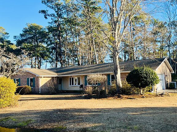 2nd image of 3611 Meadow Dr
