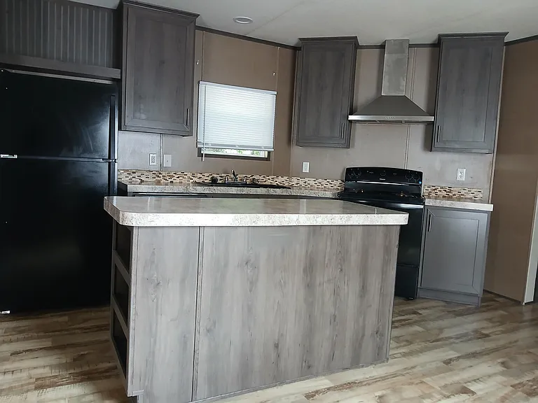 305 Elms Rd #9B — Photo 6