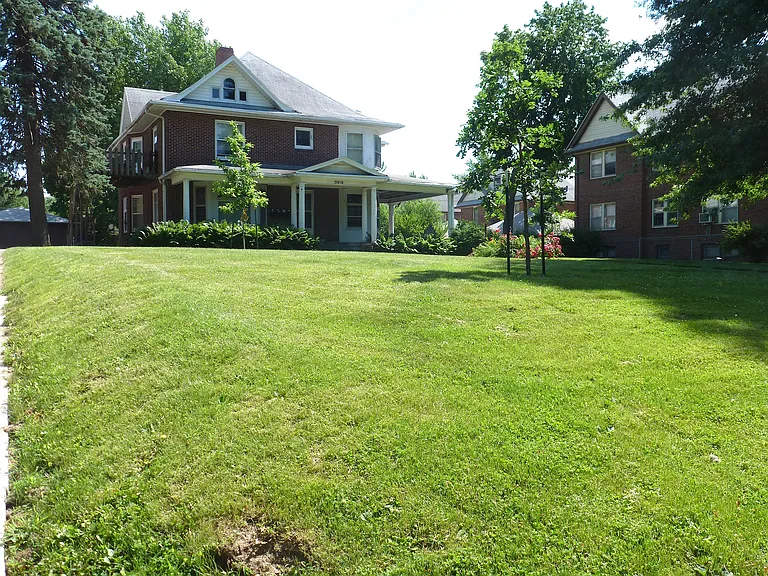 3010 Kingman Blvd — Photo 4