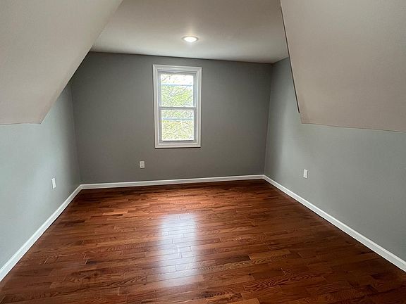4th image of 78 Tremont Ave #1