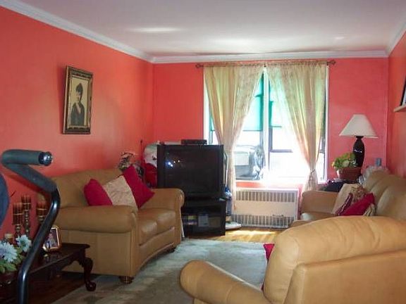 2nd image of 8355 Woodhaven Blvd APT 3H