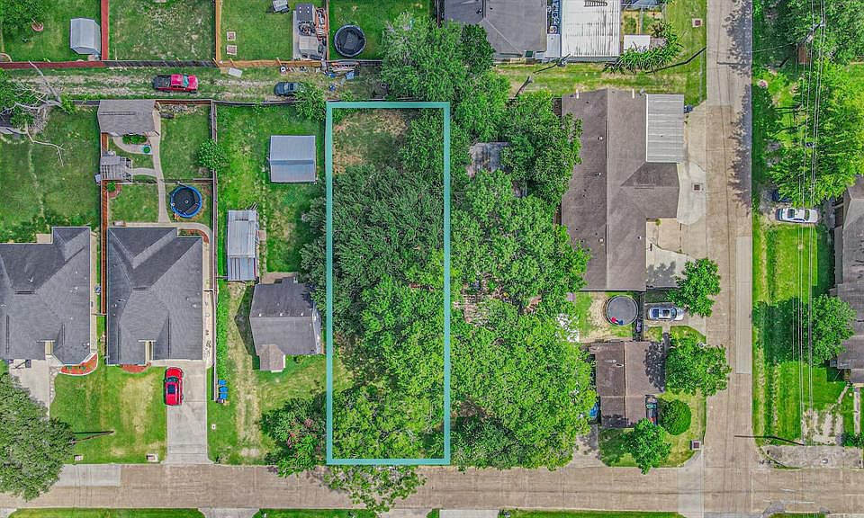 1st image of 1011 Avenue J