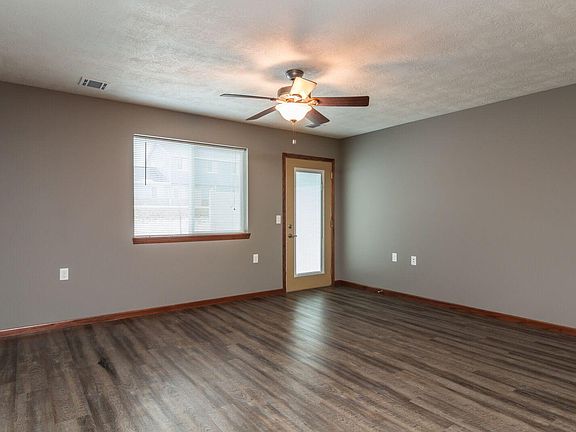3rd image of 1715 E Northstar Pl Unit 4