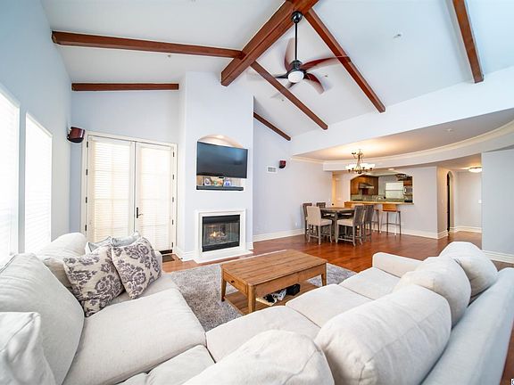 5th image of 10618 Woodbridge St Unit 302