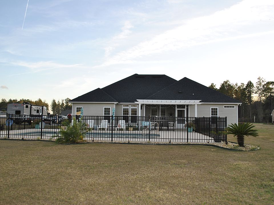 1st image of 88 White Pond Circle