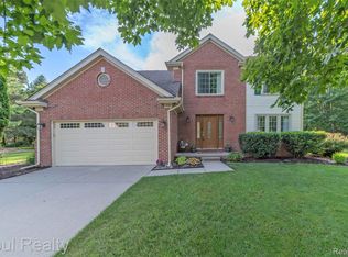 3830 Kossuth Rd, Lake Orion, MI 48360