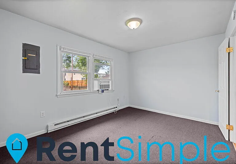 223 S Main St #5 — Photo 17