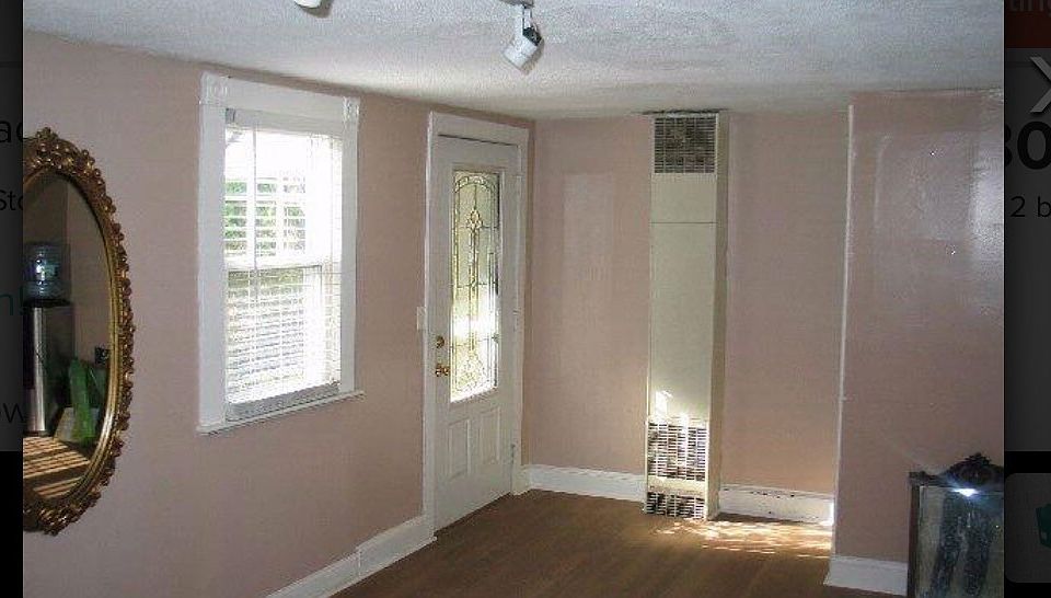 1st image of 4 Nadworny Ln