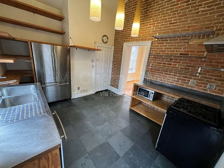 2545 Stout St — Photo 16