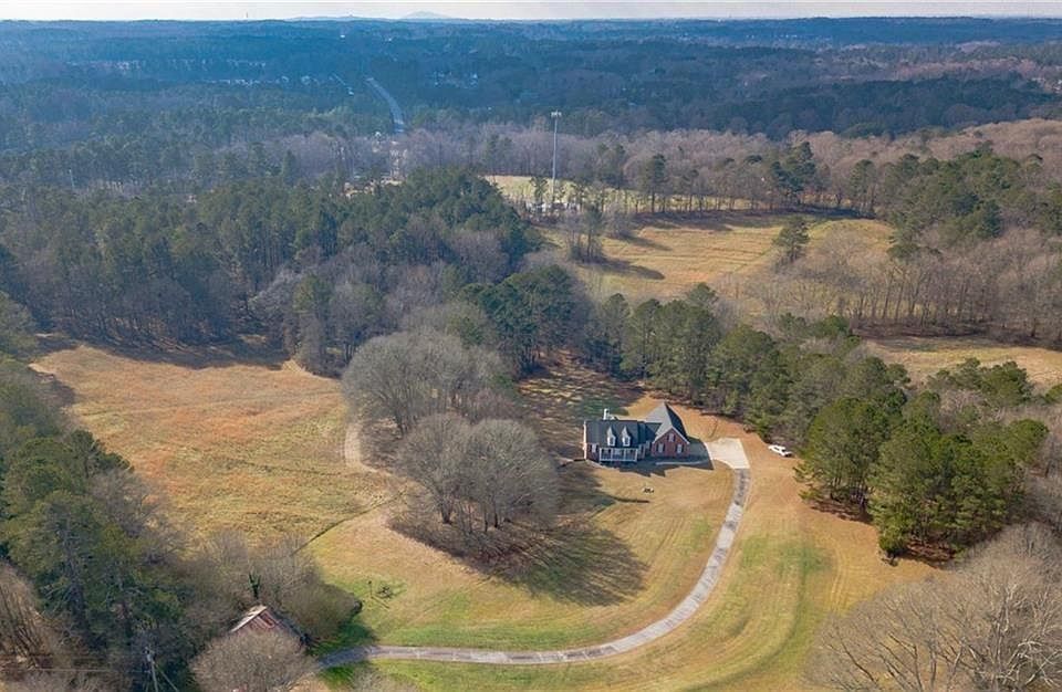 1st image of 928 Grayson New Hope Rd #B
