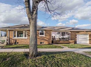 1424 S Main St, Mishawaka, IN 46544