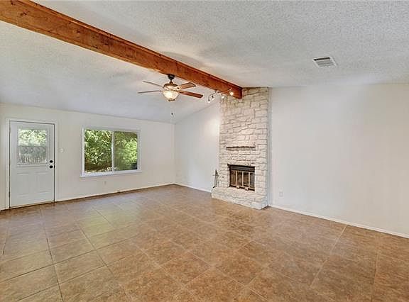 4th image of 2807 Norfolk Dr