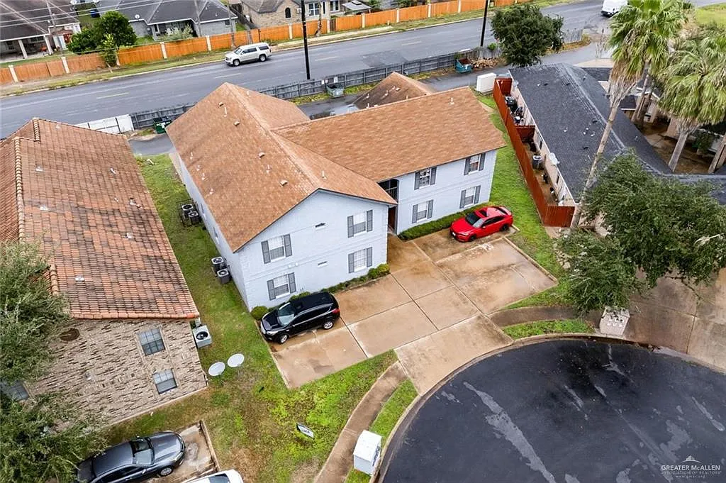 2 bed, 1.0 bath, 780 sqft, $875 — Photo 3
